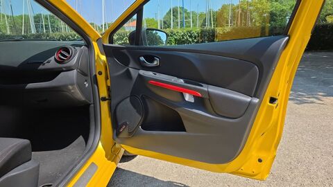 Clio IV 1.6 Turbo 200 EDC RS 2016 occasion 17320 Marennes Hiers Brouage