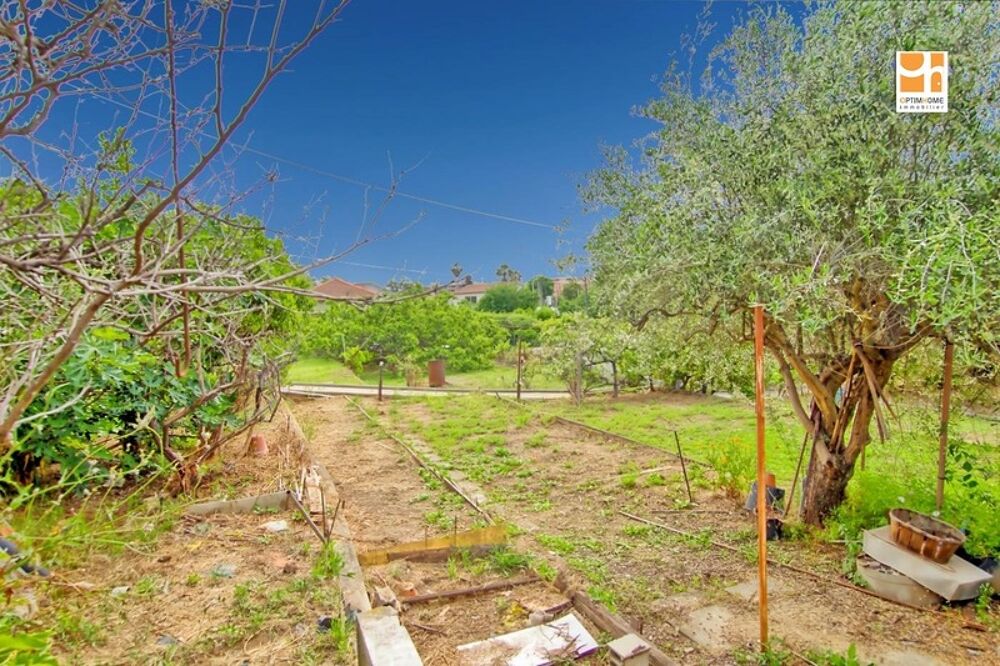 � vendre  Villa Cagnes-sur-Mer (06800)
