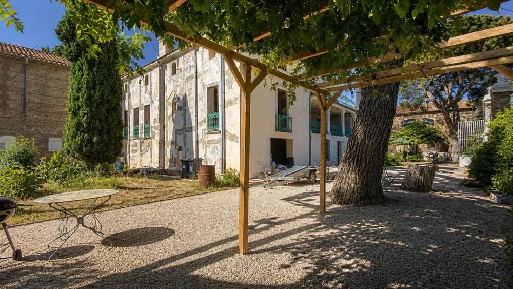 Vente Maison Maison de 14 pièces de 740 m² à Perpignan Perpignan