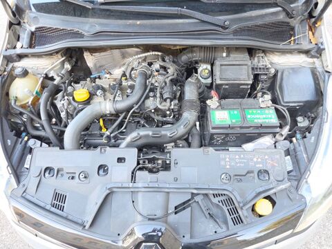 Clio IV 1.2 TCe 120 EDC6 Initiale Paris - Automatique 2018 occasion 06100 Nice
