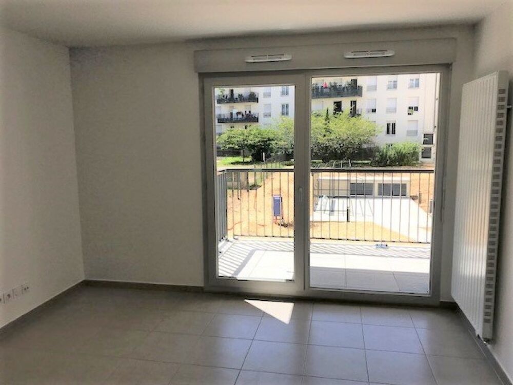 Location Appartement Appartement T3 avec balcon et garage à Lyon 7 Lyon 7