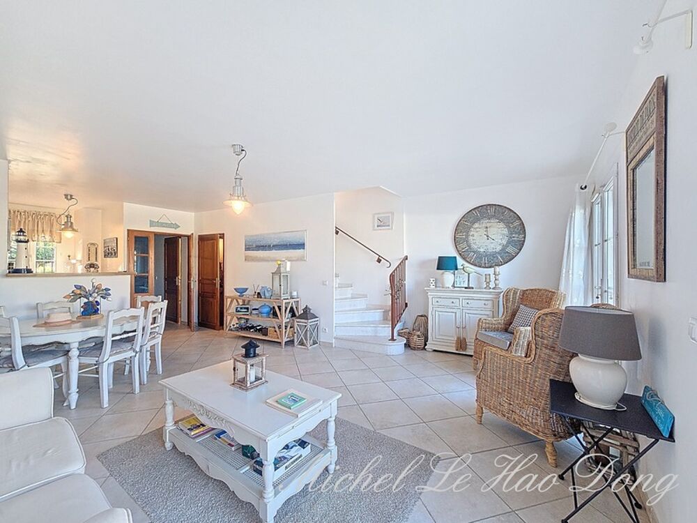 Vente Maison Superbe marina en triplex avec 03 chambres à AIGUES MORTES (30) Aigues mortes