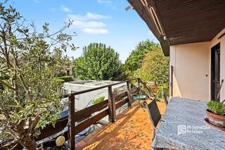 Vente Maison Maison Fronton 4 pièces 165 m2 avec garage et piscine sur 1996 m2 de parcelle divisible et constructible Fronton