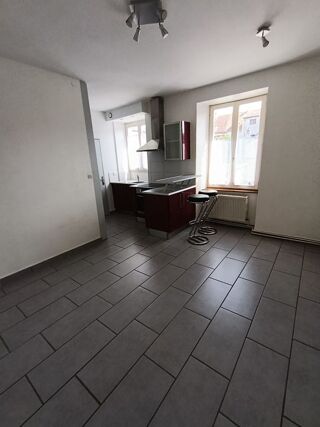  Appartement à louer 2 pièces 50 m²