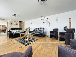  Maison � vendre 8 pi�ces 230 m�