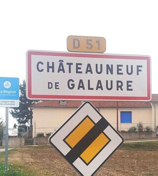  Immeuble � vendre 12 pi�ces 358 m�