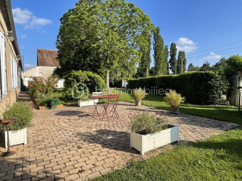 Vente Maison Magnifique longère du 19ème siècle avec ses multiples dépendances ! Courtenay