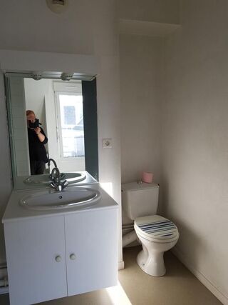  Appartement à louer 2 pièces 35 m²