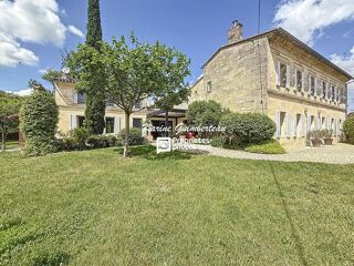  Propriété/château à vendre 8 pièces 321 m²