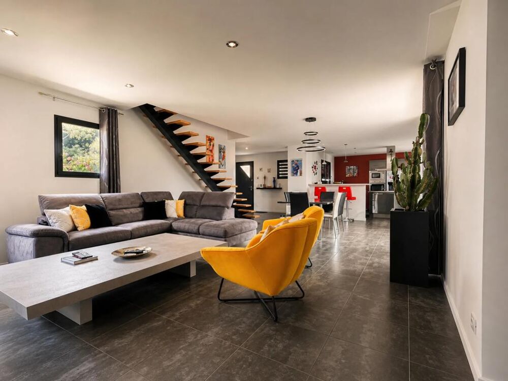 Vente Maison Maison de 5 pièces de 176 m² à Montélimar Montelimar
