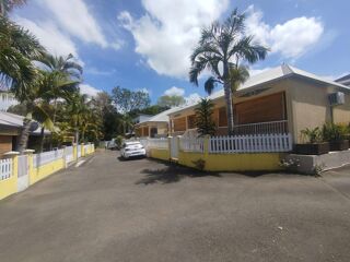  Villa à louer 4 pièces 110 m²
