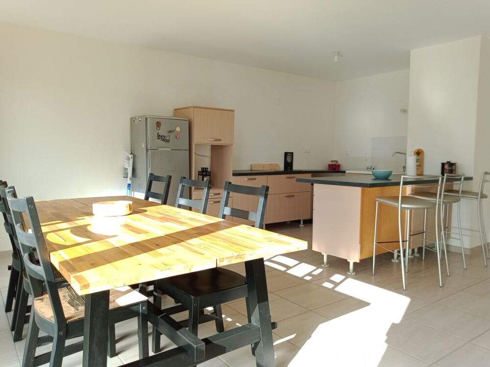 Appartement À Vendre _ Dans résidence récente - Quartier Maladière Type 3 de 70M2 environ avec balcon