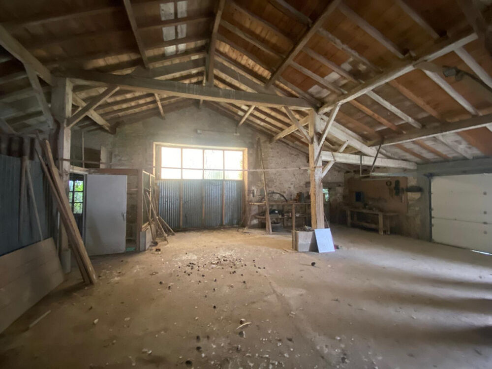 Vente Ferme LA CHAPELLE ACHARD 85150 AVEC VUE IMPRENABLE ADORABLE FERMETTE 3 CHAMBRES A RAFRAICHIR AVEC GRANGE La chapelle achard