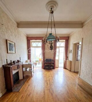  Propri�t�/ch�teau � vendre 6 pi�ces 216 m�
