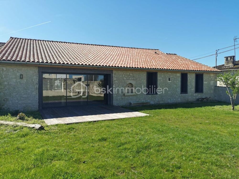 Vente Maison longère 4 pièces 165m2 Barbezieux saint hilaire