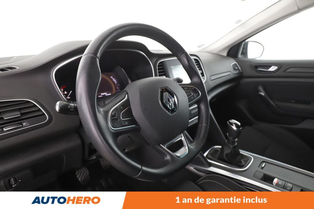 M&eacute;gane 1.2 TCe Energy Limited 100 ch 2018 occasion 92130 Issy-les-Moulineaux