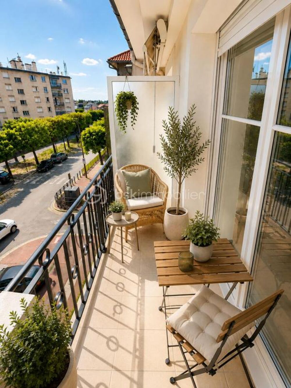Vente Appartement LIVRY-GARGAN – COUP DE CŒUR 2 PIÈCES – DERNIER ÉTAGE – BALCON – BOX Livry gargan