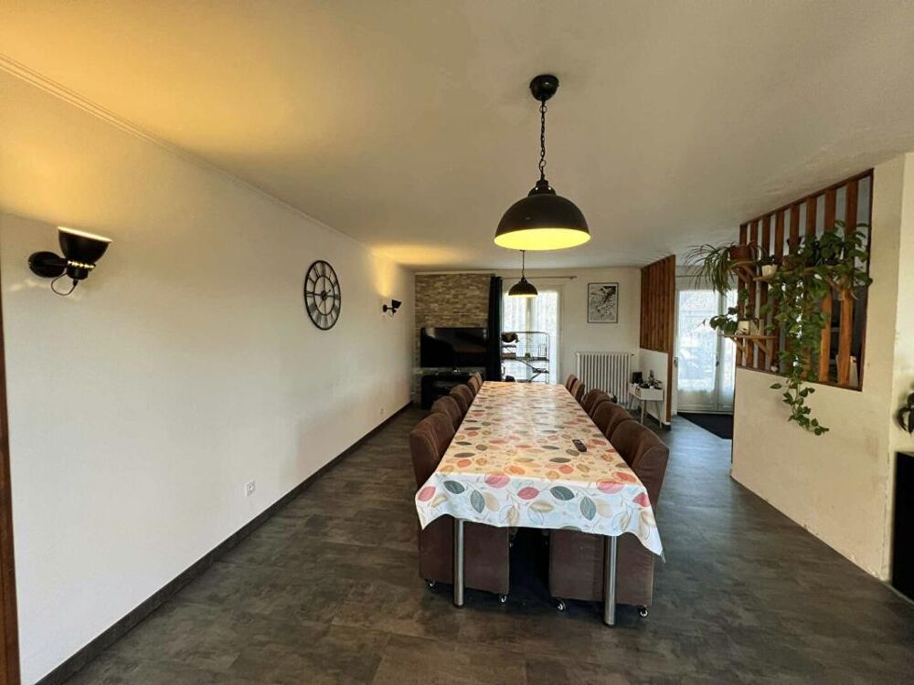 Vente Maison Maison Tourtoirac 9 pièce(s) 230 m2 Tourtoirac