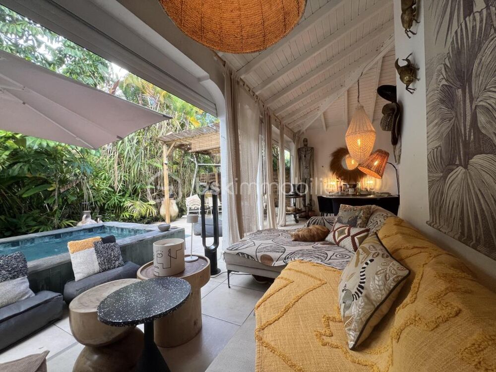 � vendre  Propri�t�/ch�teau Sainte-Anne (97180)