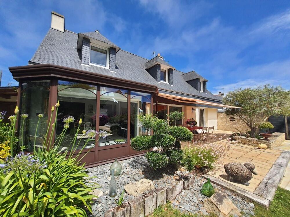 Maison bord de mer à vendre 9 pièces QUIBERON (56) avec piscine