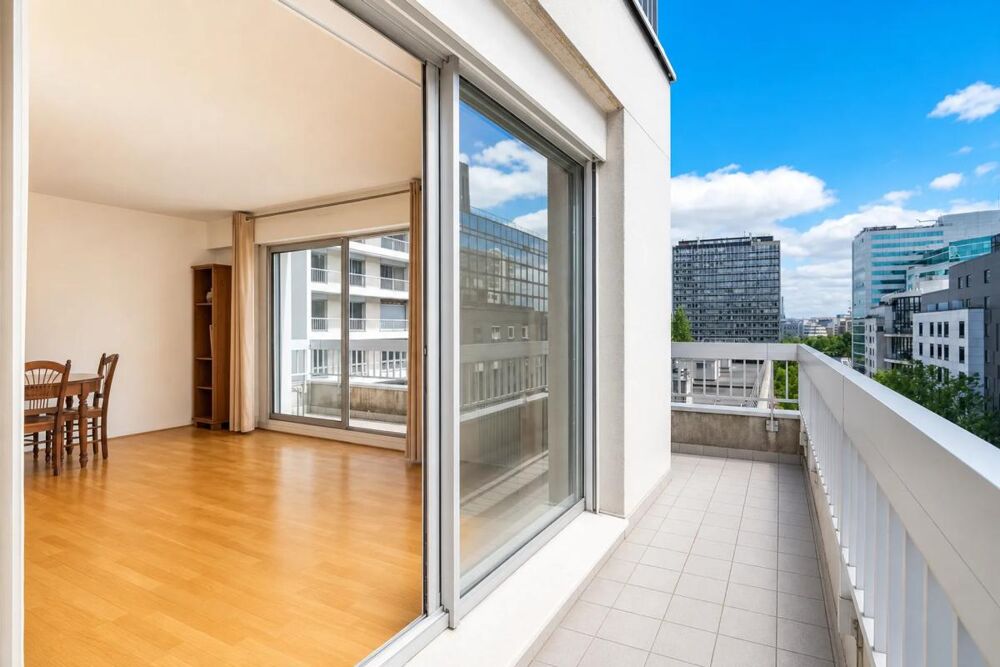 Vente Appartement Appartement de 3 pièces de 62 m², Balcon de 18m2 à Courbevoie Courbevoie