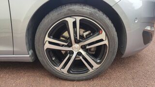 308 II 1.6 e-HDi 115 Feline 2014 occasion 91000 Evry Courcouronnes