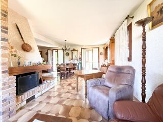  Maison  vendre 7 pices 180 m