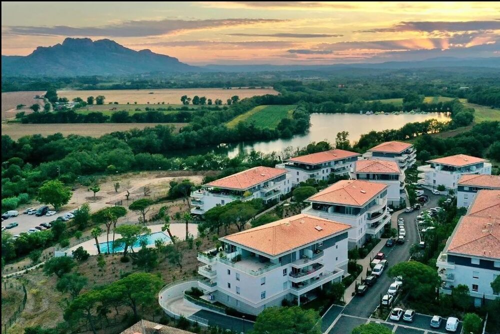 Vente Appartement Appartement 3 pièces d'exception avec jardin au Domaine du Lac Puget-sur-Argens Puget sur argens