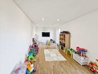  Maison � vendre 6 pi�ces 240 m�