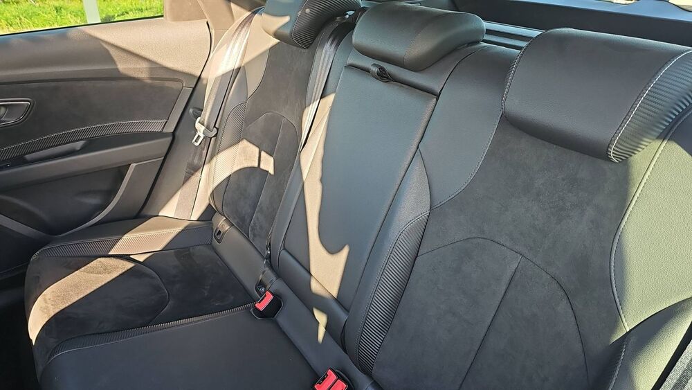 Leon Cupra ST 2.0 TSI 300.0 N/A 2017 occasion 37270 Larcay