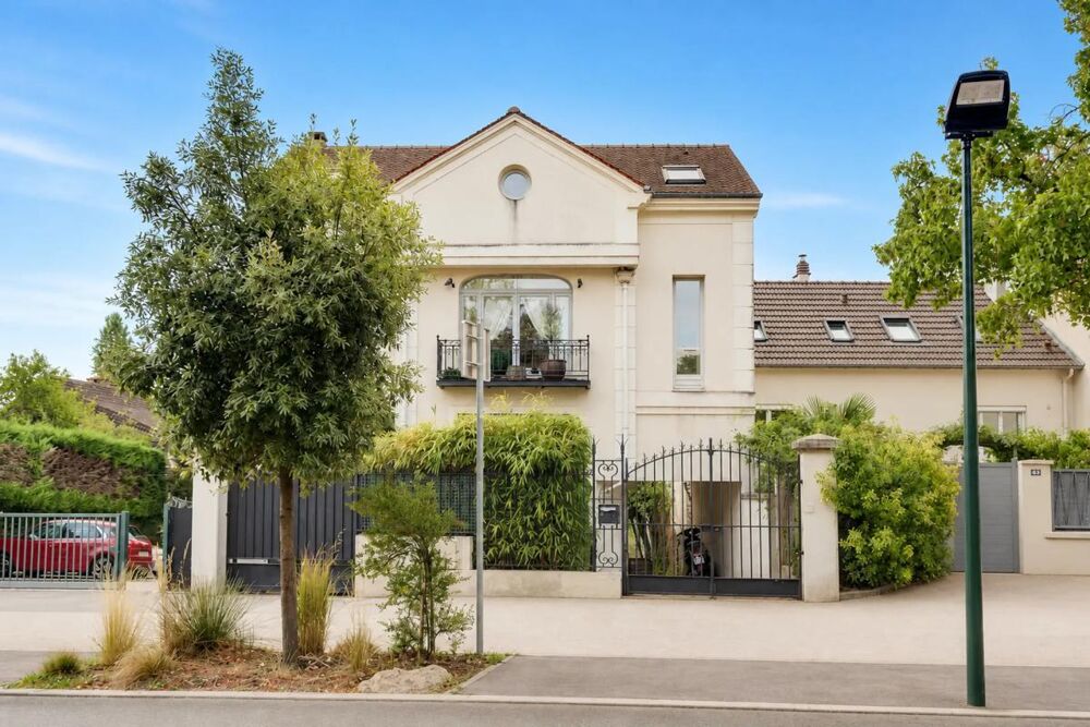 Maison de 5 pièces de 135 m² à Garches
