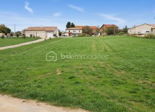  Terrain à vendre 650 m²