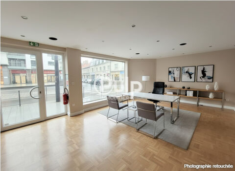 A louer de suite - Local commercial de 50m&sup2; angle passant &agrave; Boulogne sur mer 625 62200 Boulogne sur mer