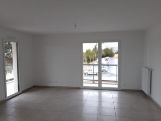  Appartement à louer 3 pièces 70 m²