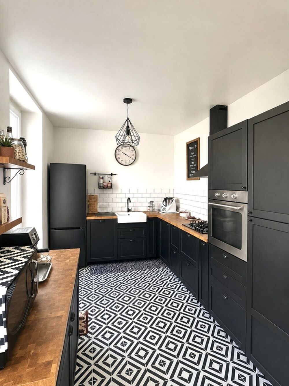Vente Maison Maison à vendre 8 pièces 191 m² (78) - 6 chambres - jardin - cave Chaufour les bonnieres