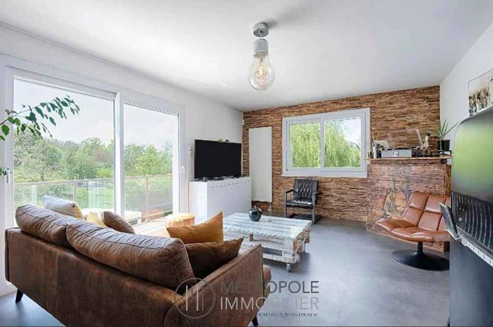 Vente Maison Maison de 8 pièces de 140 m² située à Four Four