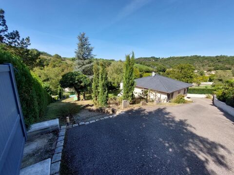   Villa Villa - 6 pi�ce(s) - 157 m�