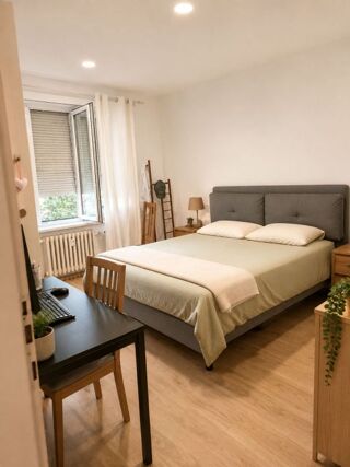  Appartement à louer 3 pièces 76 m²