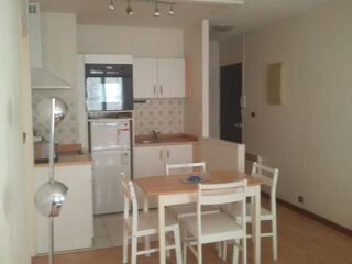  Appartement à louer 2 pièces 40 m²