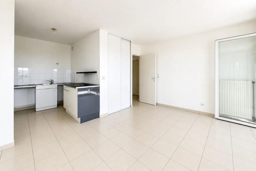 Vente Appartement T2 avec vue mer loué à Marseille Joliette Marseille 2