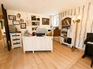  Maison à vendre 14 pièces 385 m²