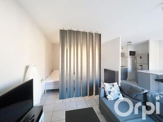  Appartement à louer 1 pièce 42 m²