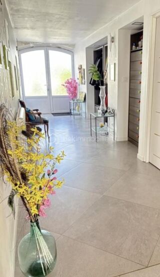  Maison à vendre 11 pièces 345 m²