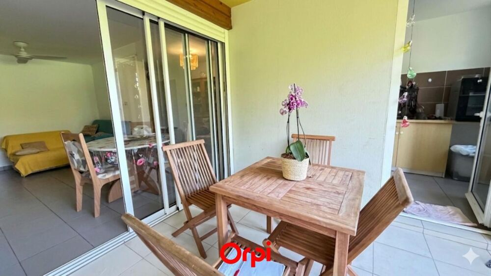 ORPI SAINT BENOIT - Appartement T3 À Vendre