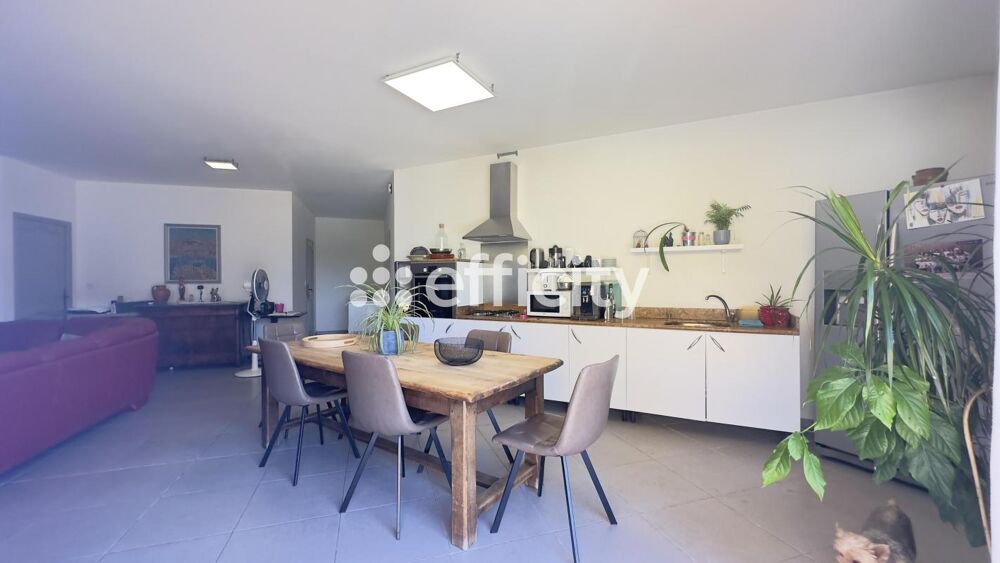 � vendre  Maison Uchaux (84100)