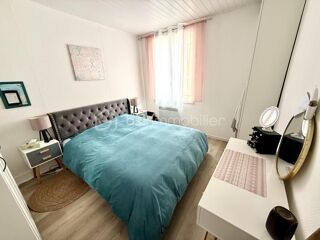  Immeuble à vendre 5 pièces 166 m²