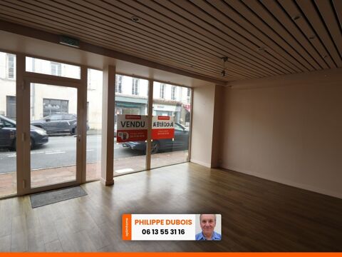   A VENDRE 110 M� DE BUREAUX DE PLAIN PIED A ROCHEFORT (17) 