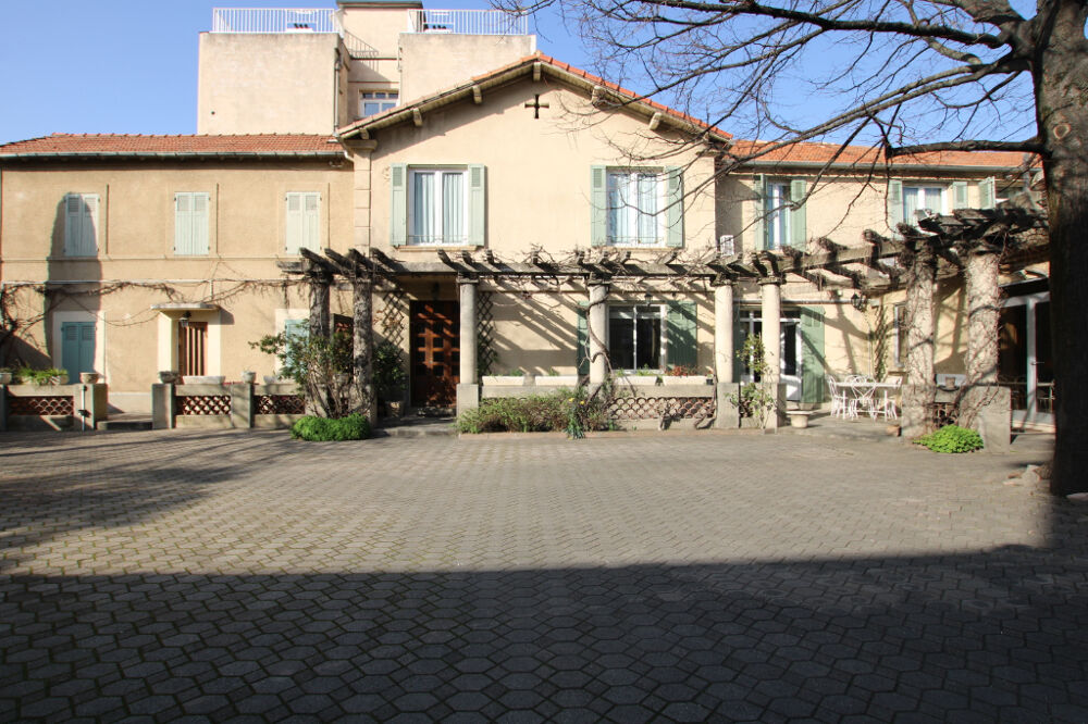 Vente Immeuble RARE ENSSEMBLE IMMOBILIER PROCHE REMPART Avignon