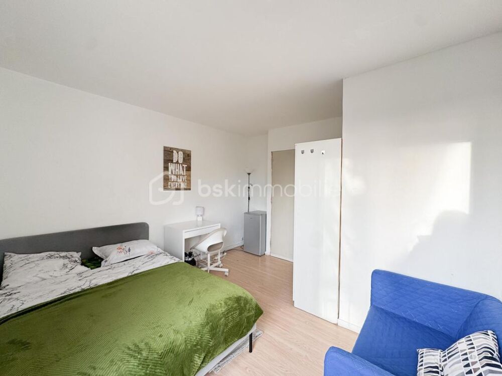 Vitry-sur-Seine limite Villejuif  Colocation 4 chambres louée, revenus de 2 236 €/mois
