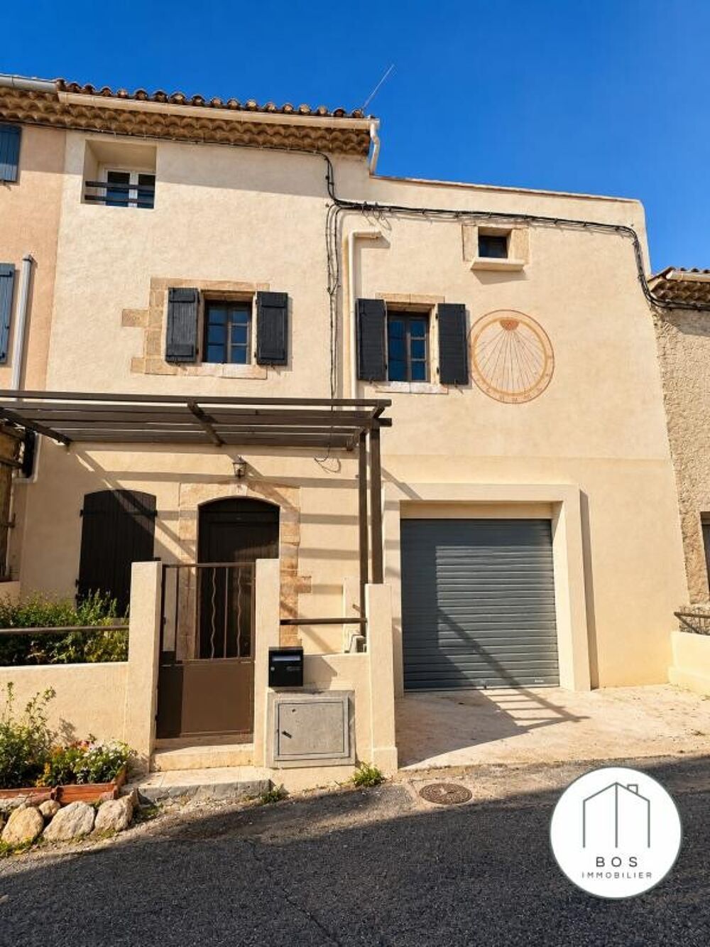 Vente Maison Maison de hameau avec terrasse et garage La fare les oliviers